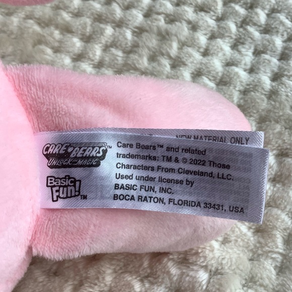 Basic Fun Plush True North Care Bear Canadian Exclusive Pink Red Hat Maple Leaf - Picture 11 of 16